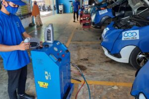 bengkel flushing transmisi mobil matic